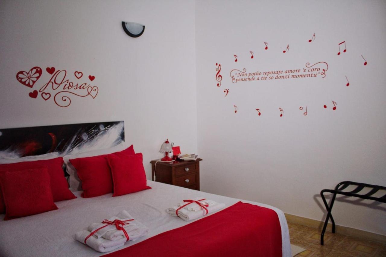 La Collina Dei Ciliegi Bed & Breakfast Sarule Eksteriør bilde