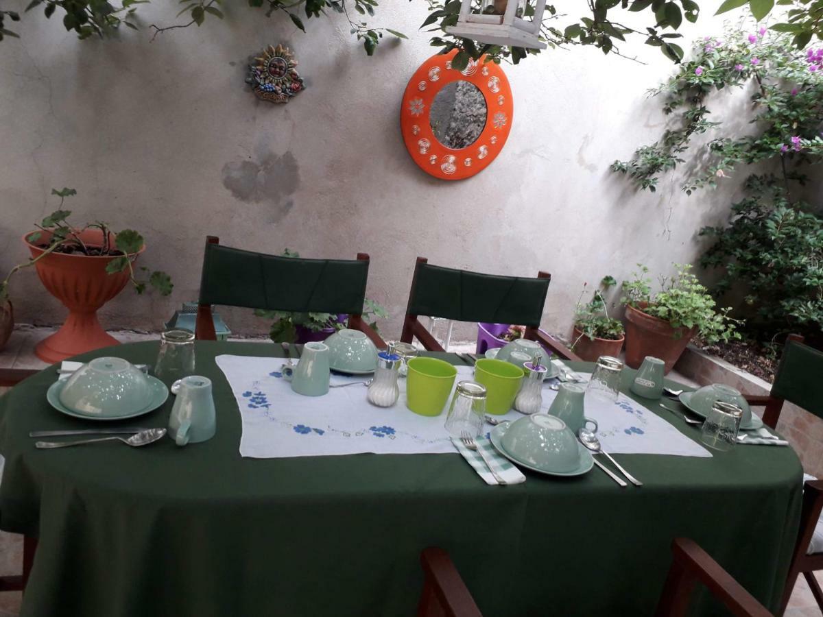 La Collina Dei Ciliegi Bed & Breakfast Sarule Eksteriør bilde
