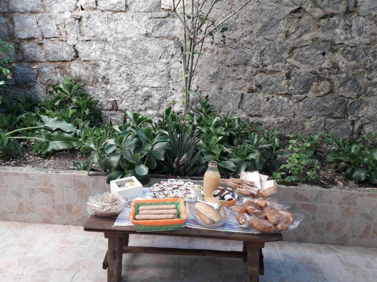 La Collina Dei Ciliegi Bed & Breakfast Sarule Eksteriør bilde