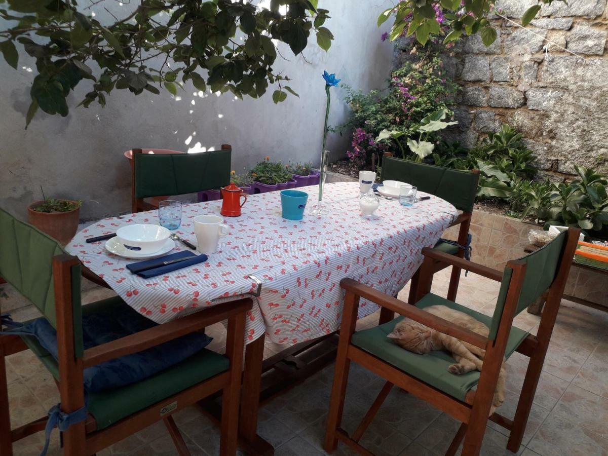 La Collina Dei Ciliegi Bed & Breakfast Sarule Eksteriør bilde